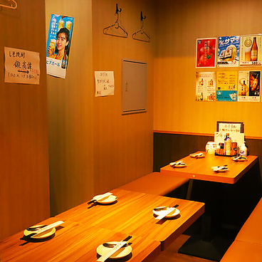 上野餃子酒場 上野本店の雰囲気1