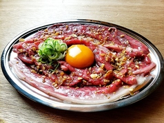 石垣牛『極』とろ炙り塩だれユッケ