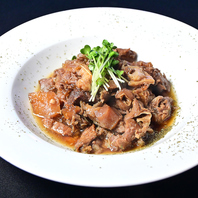 馬刺し丼に込めた素材と調理のこだわりについて