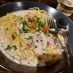 キムチとベーコンのクリームパスタ