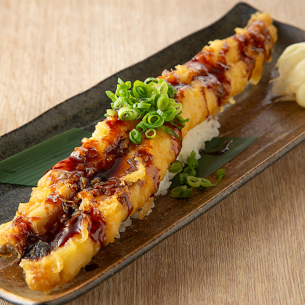 新鮮な海鮮を使用したお刺身や和食料理を豊富にご用意！日本酒や焼酎などと一緒にご堪能下さい♪ 