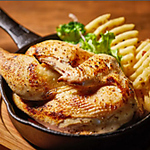 10時間以上の手間暇をかけた自家製燻製料理は、お酒との相性バツグン◎サク飲みのお供にも最適です☆