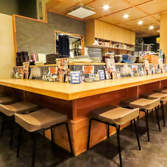 仕事帰りの一杯や、お一人様でのサク飲みにもおすすめです◎落ち着いた雰囲気の中で、こだわりの魚料理とお酒をご堪能ください。