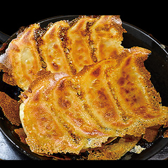 黒豚肉汁焼餃子8個入り