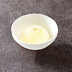 食後のバニラアイス