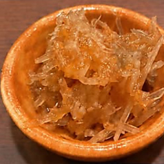 梅水晶(サメ軟骨の梅ソース和え)