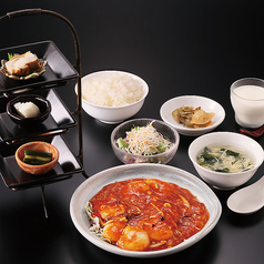 安心野菜の中華とオーガニックワイン 華菜家 HANAYA 岡山駅前店のおすすめランチ2