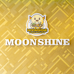 MOONSHINEの特集写真