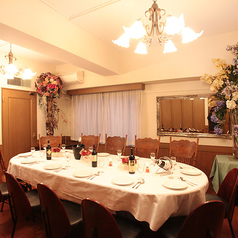 6～20名様まで対応の完全個室（写真は【Ｄ】タイプ）