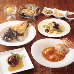 アテニヨル Little Chinaのコース写真