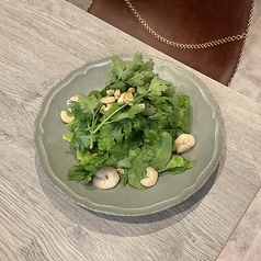 コリアンダーサラダ