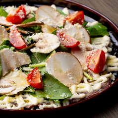 メイン料理の付いたビュッフェスタイル