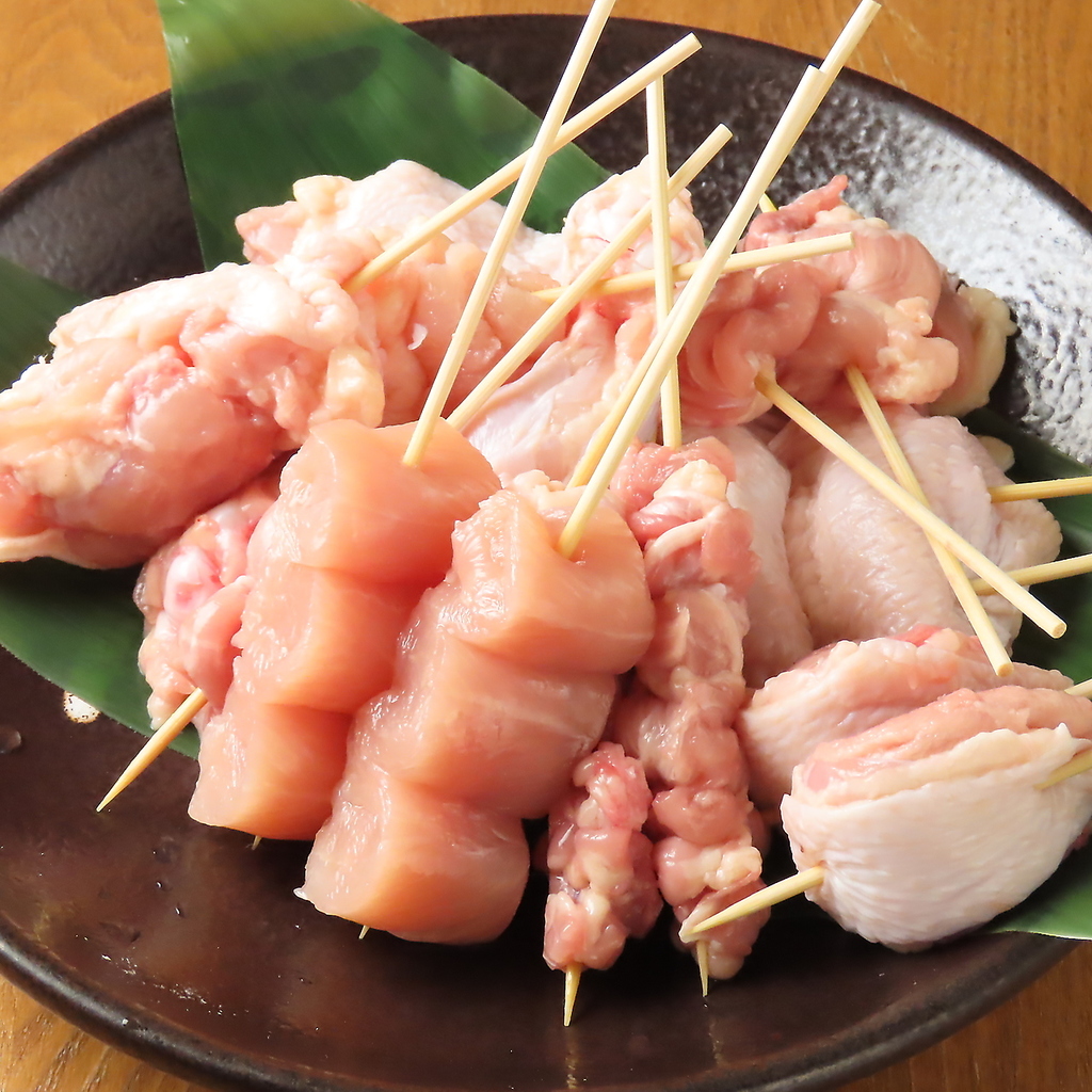 毎日食べても飽きない！！千鶏自慢のジューシーな串焼は1本180円～♪