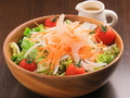 料理メニュー写真&nbsp;自家製胡麻ドレッシングのグリーンサラダ