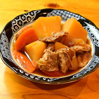 まるで実家にいるような安心感♪肉じゃが◎