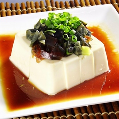 ピータン豆腐（※写真）/豚肉の薄切り辛子ニンニクソース掛け