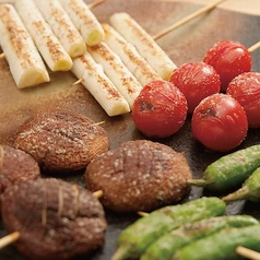 野菜アラカルト(トマトやしいたけなど４種類を各1本ずつ)