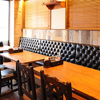 カラオケ完備、団体様で貸切もOK！