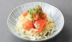 オニオンガリトマサラダ