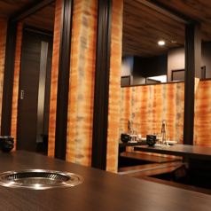 40名様～50名様で貸切可能です。ご希望のお客様は店舗までご相談ください。