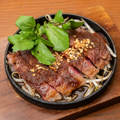 国産牛ステーキにんにくソース