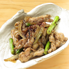 大人気!!国産せせりの黒胡椒焼き