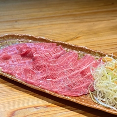 特選 和牛ほほ肉の炙り焼き