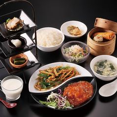 安心野菜の中華とオーガニックワイン　華菜家　HANAYA　岡山駅前店の写真2