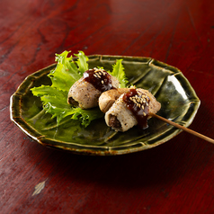 椎茸串 ねぎみそ(豚バラ・椎茸)/プチトマト串(豚バラ・プチトマト・ニンニク)　各