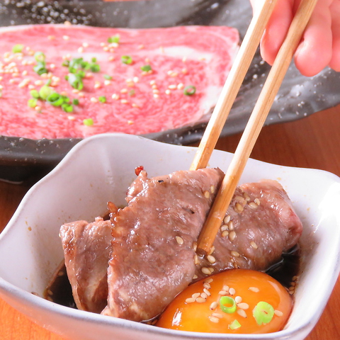 大人気の肉寿司や卵の焼きしゃぶ、分厚いお肉シリーズはインスタ映え間違いなし！