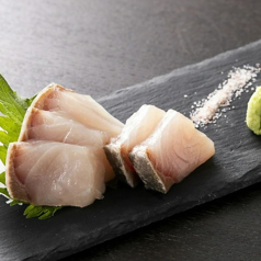 活〆カンパチ刺し