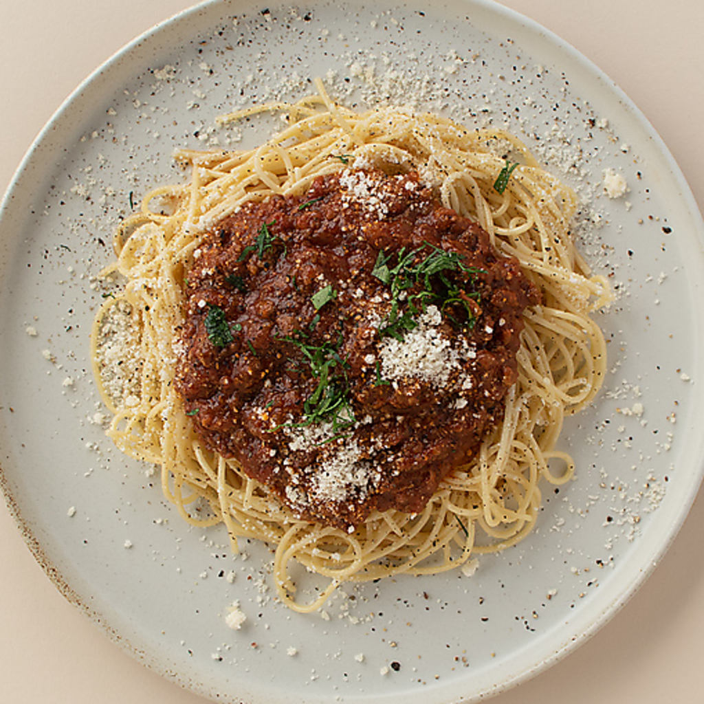 粗々しいお肉に深いコク、爽やかなトマトの香り＊どこか懐かしいボロネーゼパスタ♪