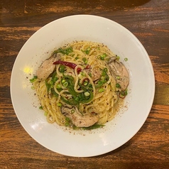 牡蠣とピーマンの山椒ペペロンチーノ