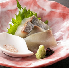 活〆シマアジ刺し