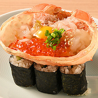 握りだけでなく名物の創作寿司も人気！お酒との相性◎