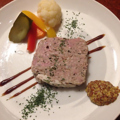 料理メニュー写真&nbsp;パテ with ピクルス