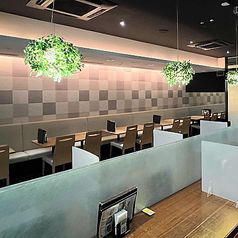 お一人様でも気軽にご来店頂けるカウンター席