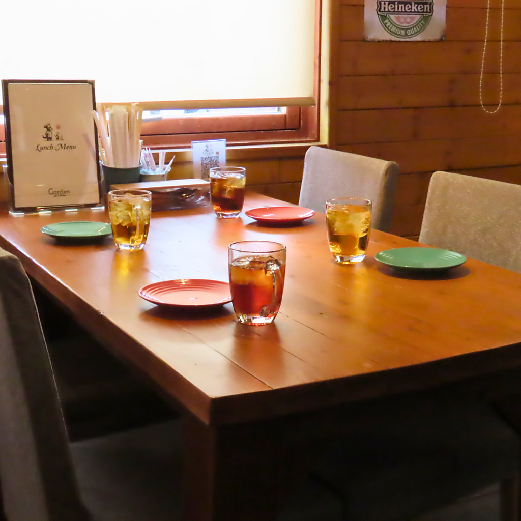 ご家族にオススメのテーブル席