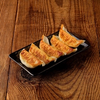  皮パリ肉汁焼き餃子