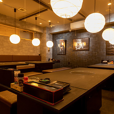 焼き肉＆寿司 ありばばの雰囲気1