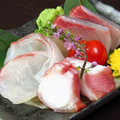 料理メニュー写真&nbsp;鮮魚の刺身三種盛り