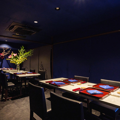 接待や各種宴会にも最適なテーブル席も完備しております。心を込めたおもてなしをさせていただきますので、「失敗しない接待のお店」としてもご好評頂いております。ご予約お待ちしております。
