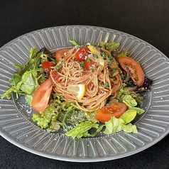 トマトのカッペリーニ(冷製パスタ)