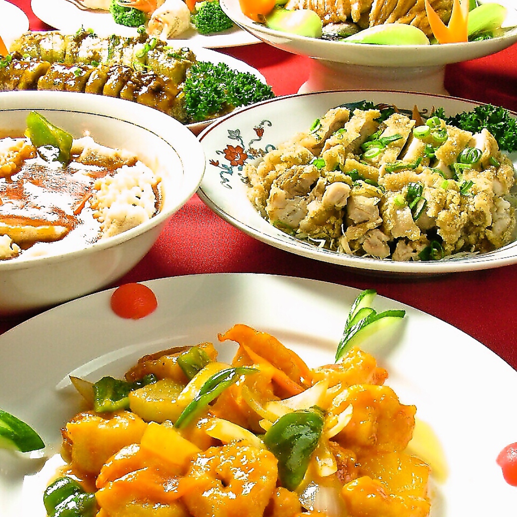 飲み放題付きコースは特別4000円／￥5000→￥4500でボリュームたっぷり♪