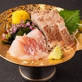 料理メニュー写真 お造り　サーモン/鯛/つぶ貝