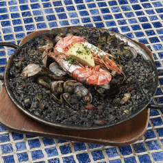 イカスミのパエリア