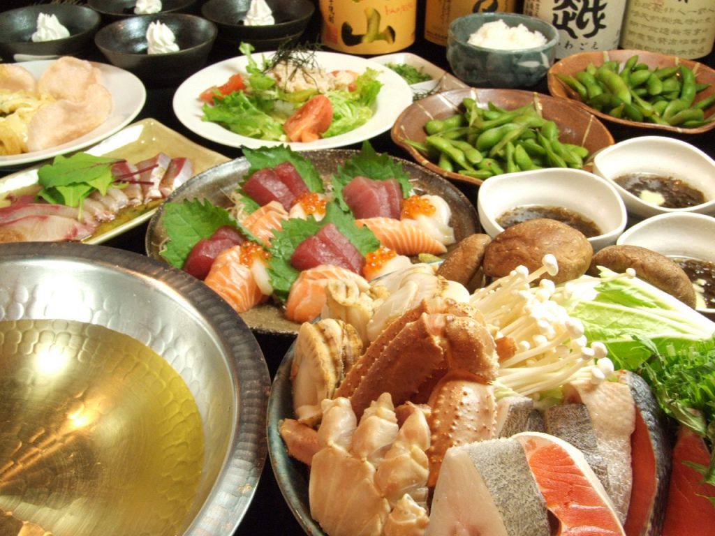 【コース充実】七輪、海鮮鍋、すき焼き鍋などコースは3000円～5200円まであります！！