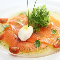 アラカルトも豊富にご用意