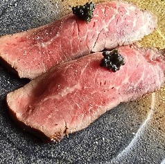 石垣牛 レア牛炙り肉寿司 1貫