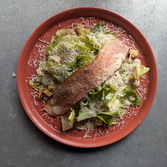 燻製ベーコンの薫るシーザーサラダ